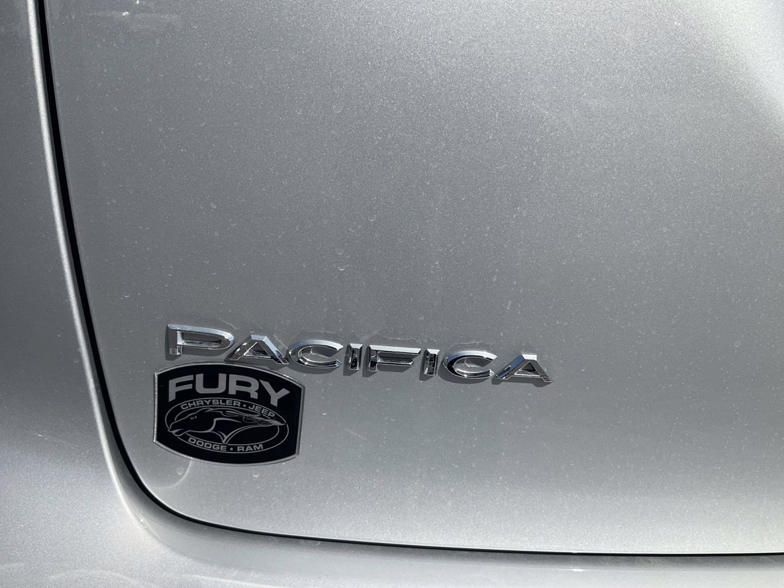 2026 Silver Mist Clearcoat Chrysler Pacifica Select FWD Van