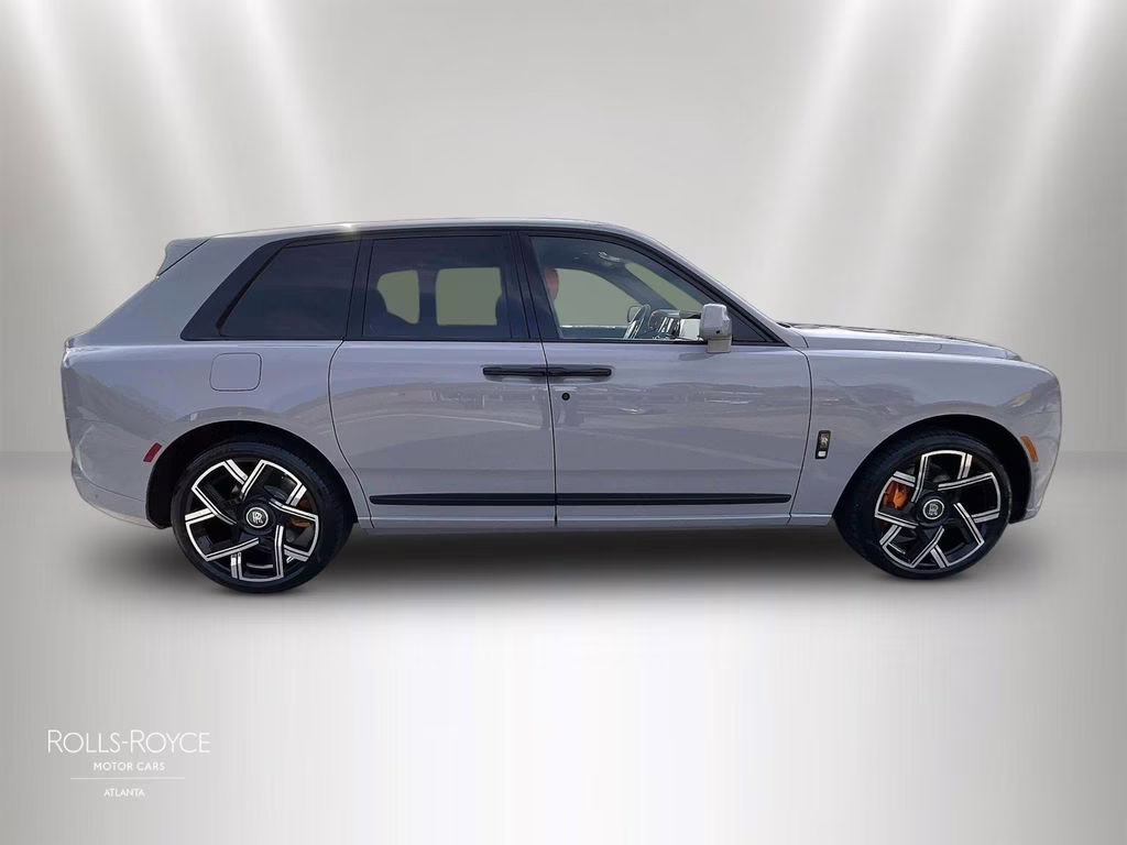 2026 Tempest Grey Rolls-Royce Black Badge Cullinan Black Badge AWD SUV