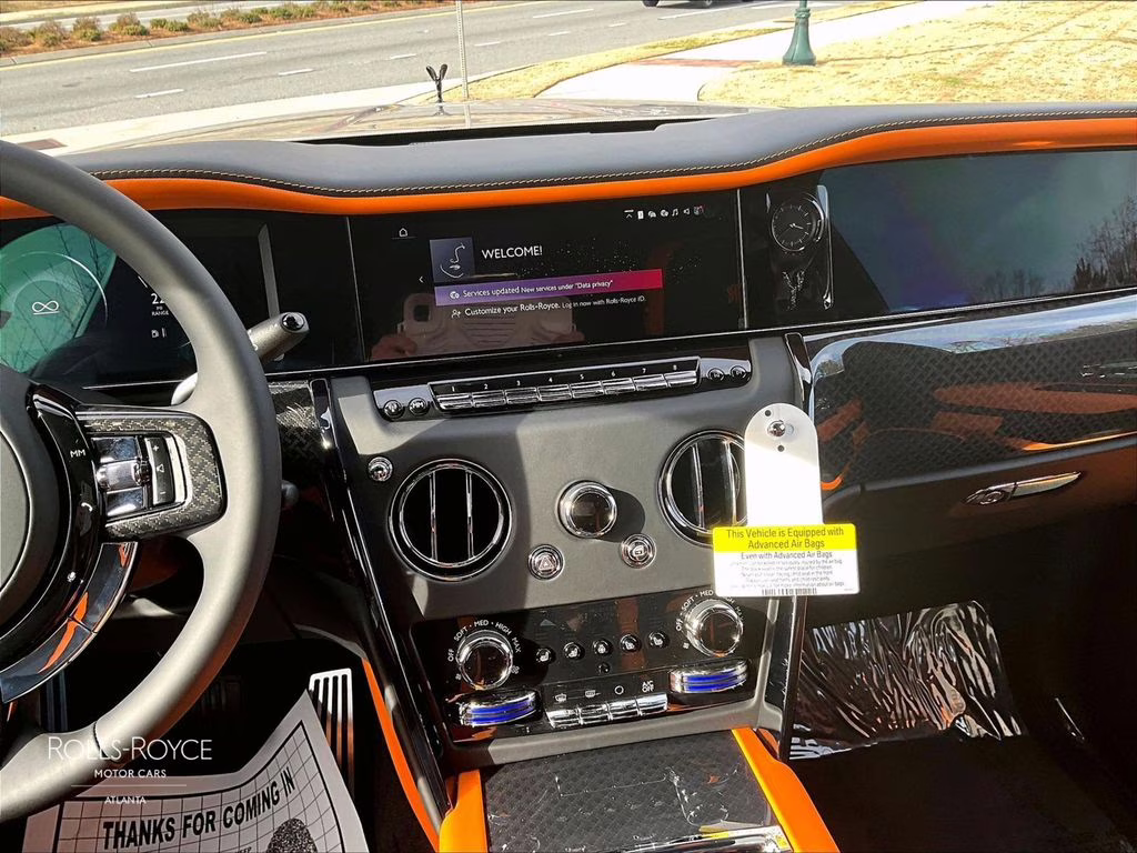 2026 Tempest Grey Rolls-Royce Black Badge Cullinan Black Badge AWD SUV