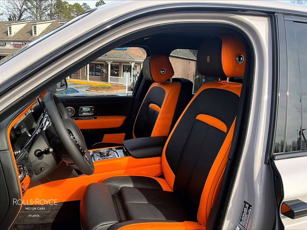 2026 Tempest Grey Rolls-Royce Black Badge Cullinan Black Badge AWD SUV