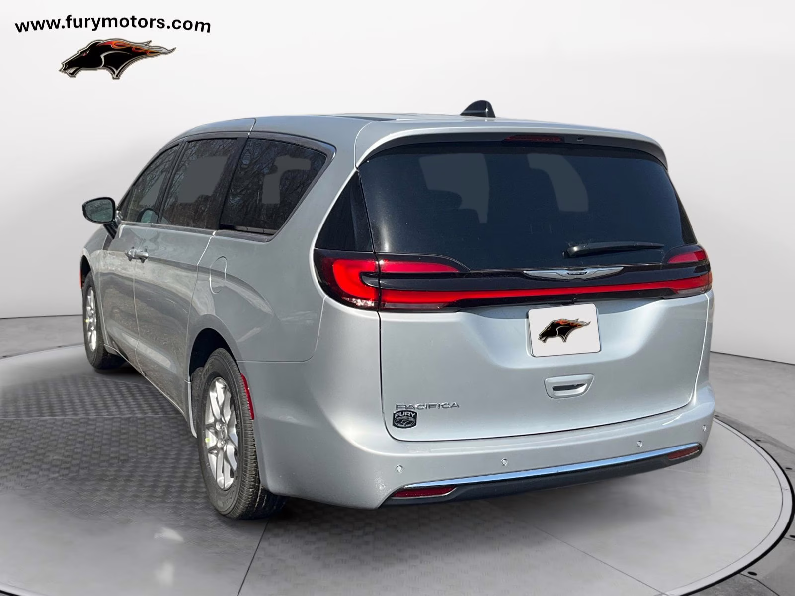 2026 Silver Mist Clearcoat Chrysler Pacifica Select FWD Van