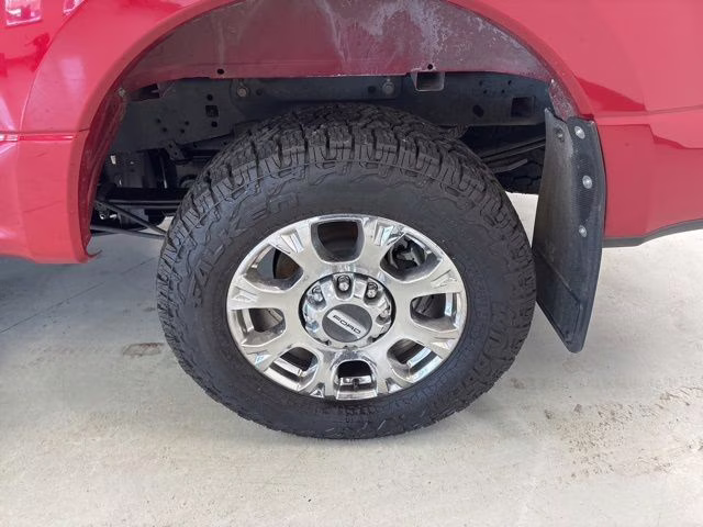 2022 Rapid Red Metallic Tinted Clearcoat Ford Super Duty F-250 SRW Lariat 4X4 Truck