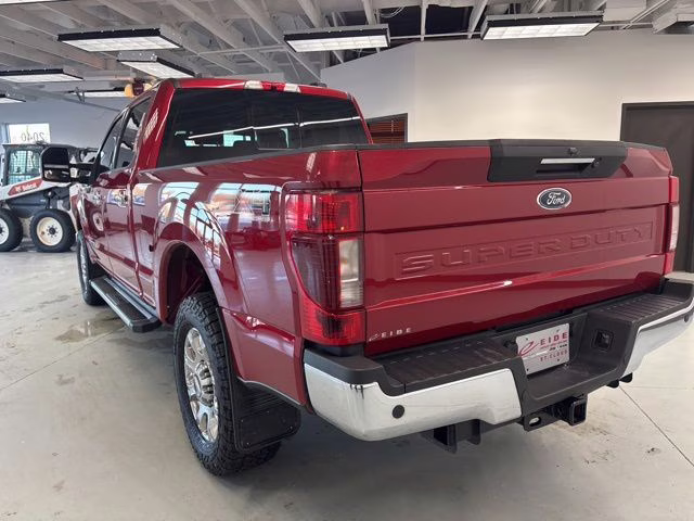 2022 Rapid Red Metallic Tinted Clearcoat Ford Super Duty F-250 SRW Lariat 4X4 Truck