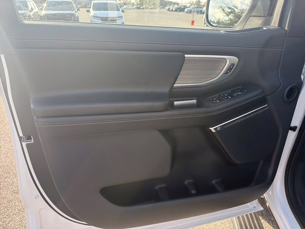 2025 Oxford White Ford Expedition Max Platinum 4X4 SUV