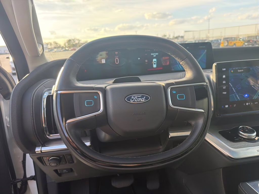 2025 Oxford White Ford Expedition Max Platinum 4X4 SUV
