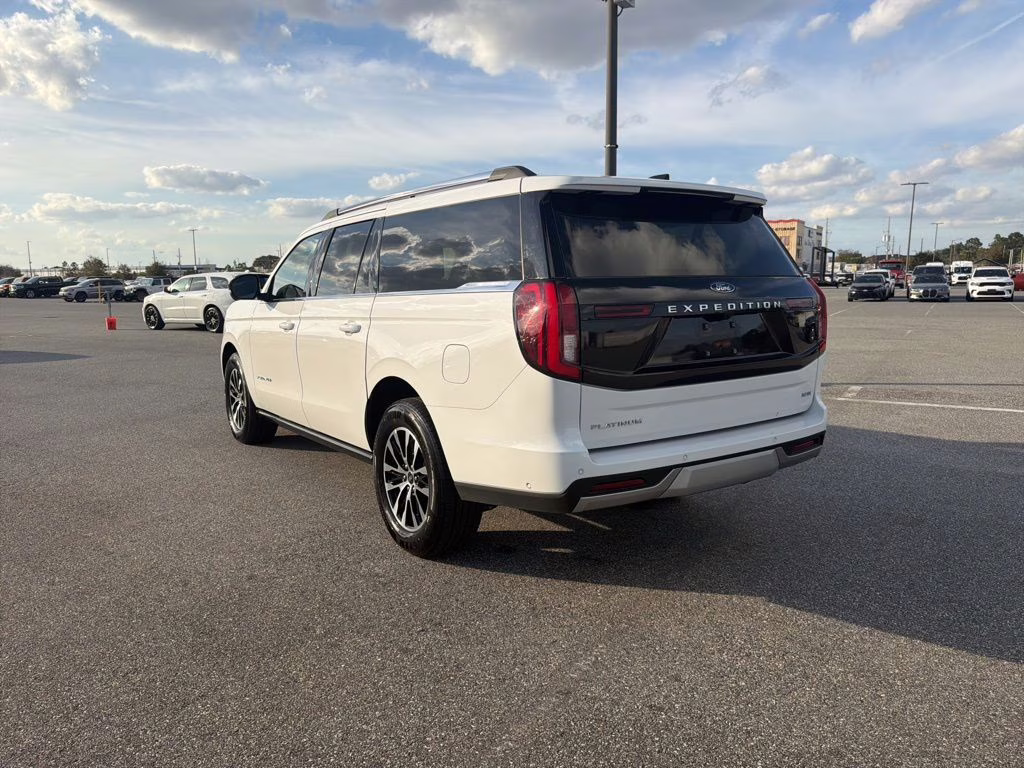 2025 Oxford White Ford Expedition Max Platinum 4X4 SUV
