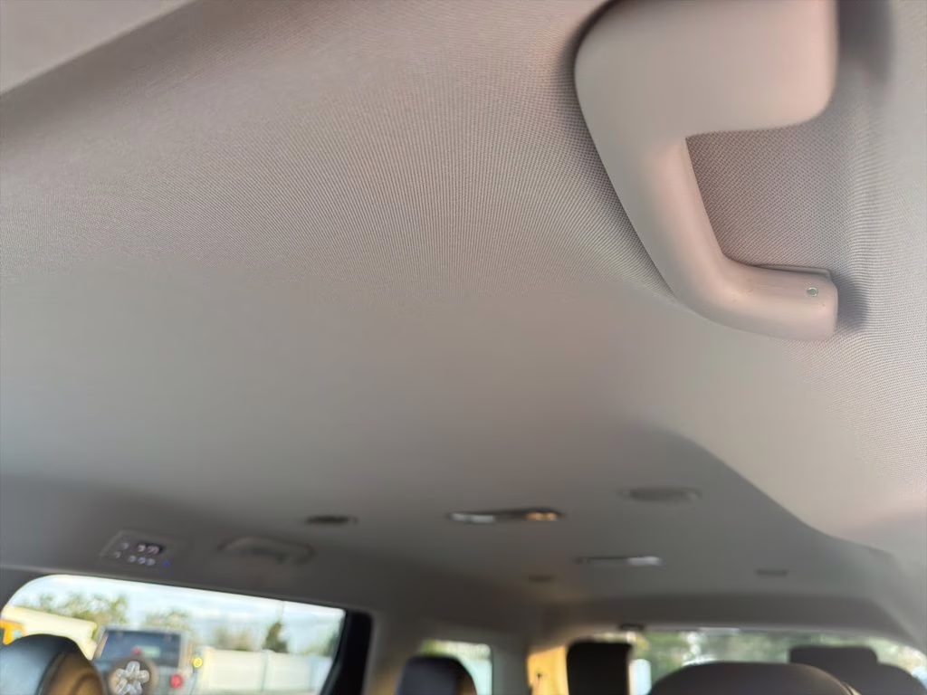 2025 Deep Chroma Blue Kia Carnival LXS FWD Van