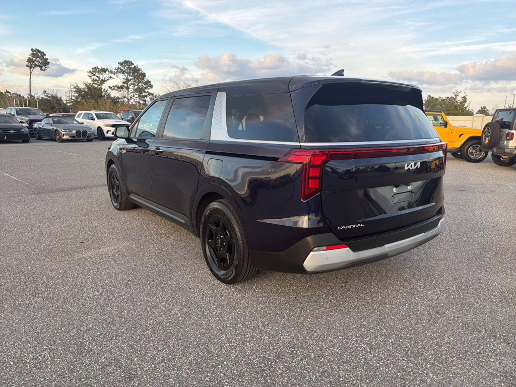 2025 Deep Chroma Blue Kia Carnival LXS FWD Van