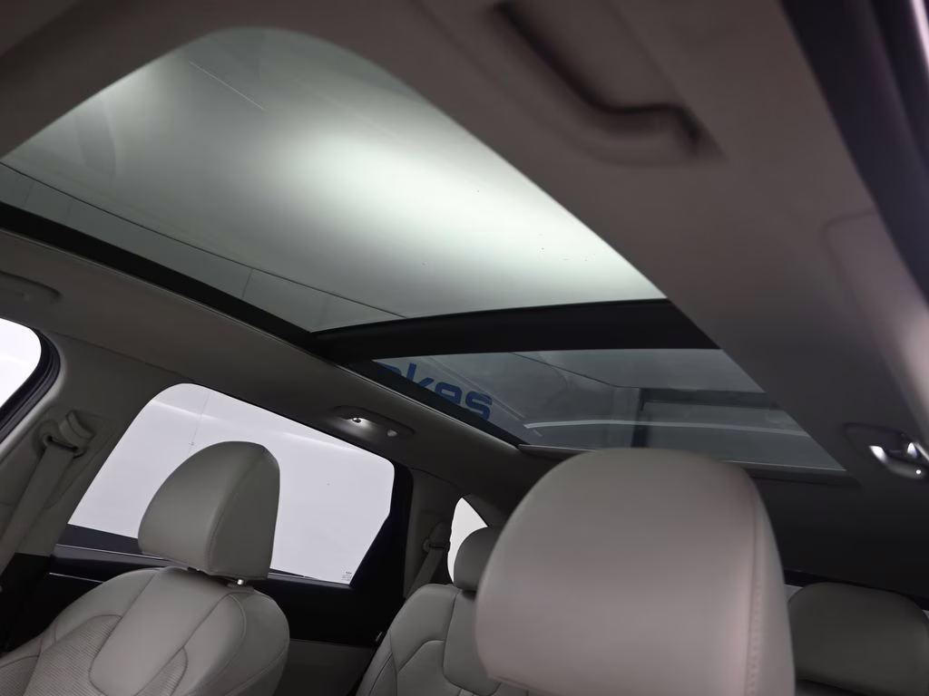 2025 Dawning Red Kia Sorento EX FWD SUV