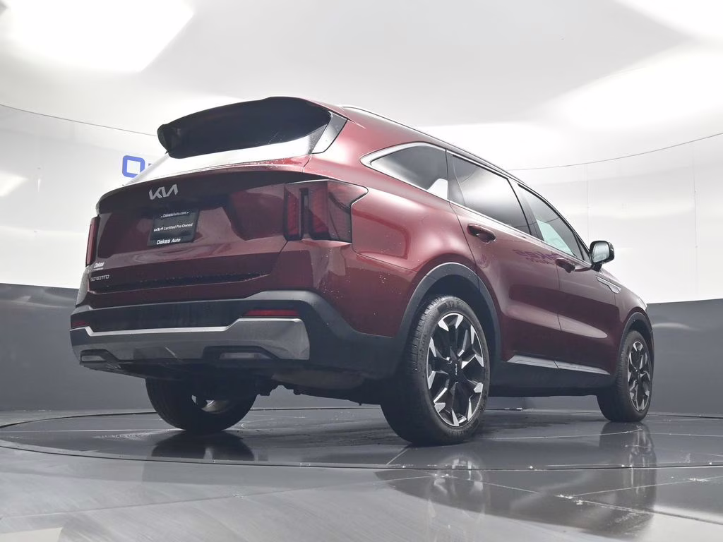 2025 Dawning Red Kia Sorento EX FWD SUV