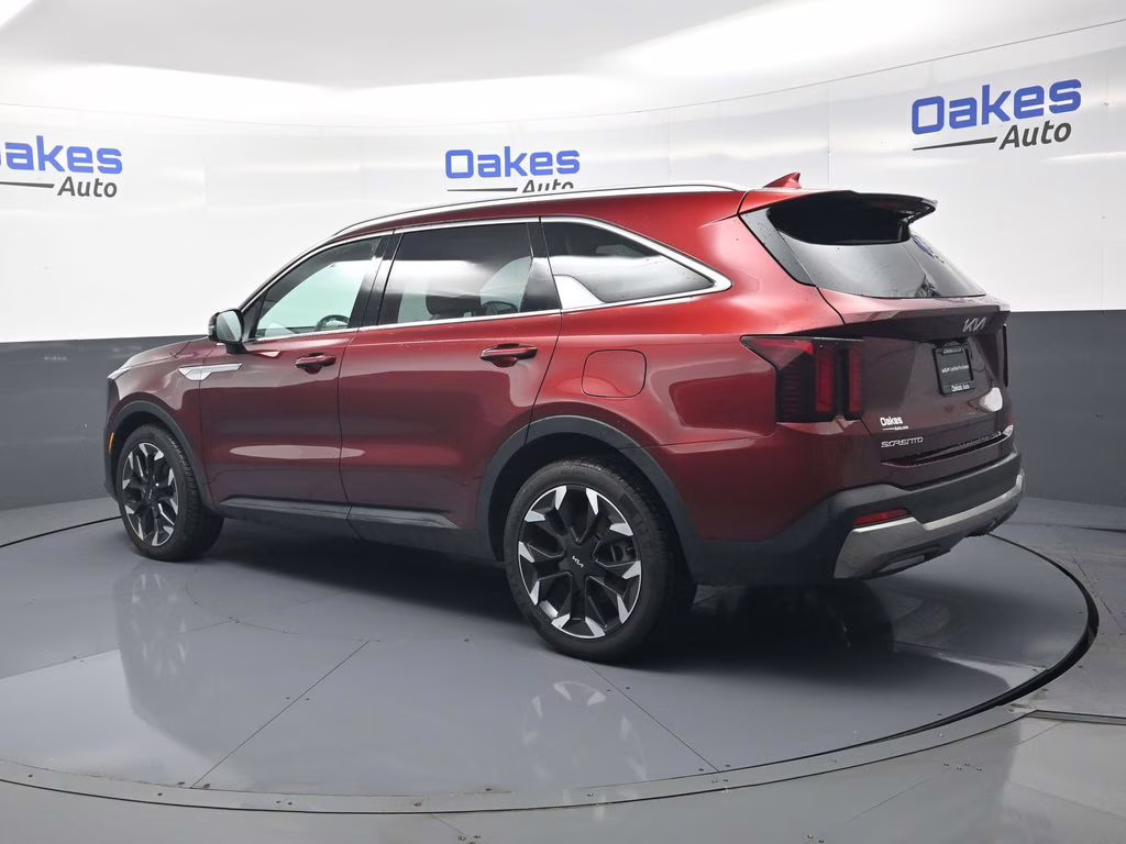 2025 Dawning Red Kia Sorento EX FWD SUV