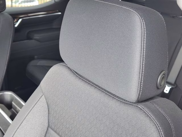 2026 Summit White Chevrolet Silverado 1500 LT Trail Boss 4X4 Truck