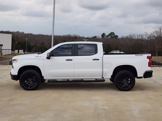 2026 Summit White Chevrolet Silverado 1500 LT Trail Boss 4X4 Truck