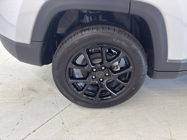 2026 Silver Zynith Metallic Clearcoat Jeep Compass Altitude Special Edition 4X4 SUV