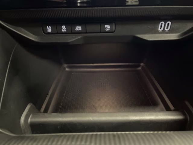 2026 Diamond Black Crystal Pearlcoat Jeep Cherokee Limited 4X4 SUV