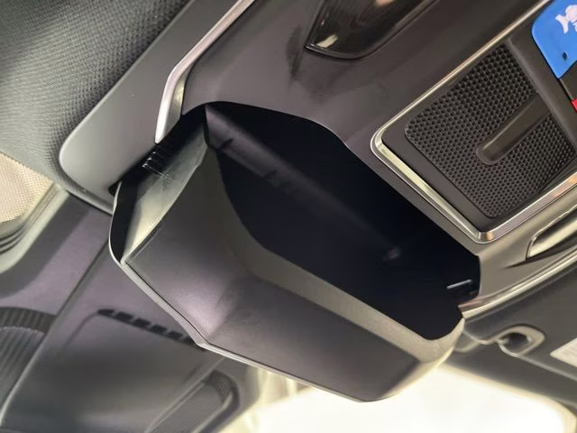 2026 Diamond Black Crystal Pearlcoat Jeep Cherokee Limited 4X4 SUV