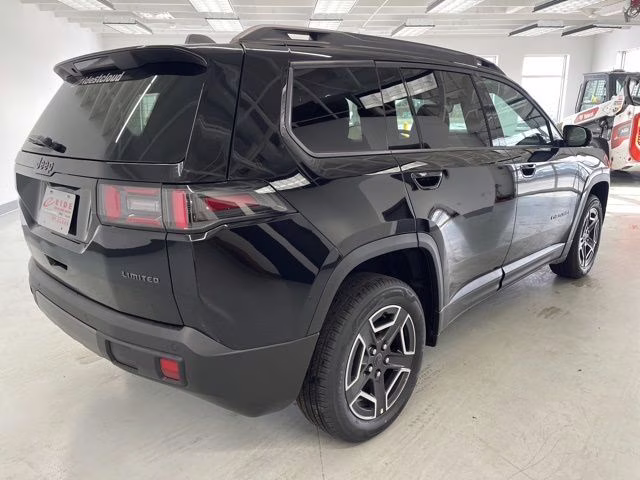 2026 Diamond Black Crystal Pearlcoat Jeep Cherokee Limited 4X4 SUV