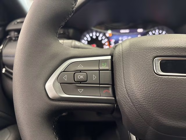 2026 Silver Zynith Metallic Clearcoat Jeep Compass Altitude Special Edition 4X4 SUV