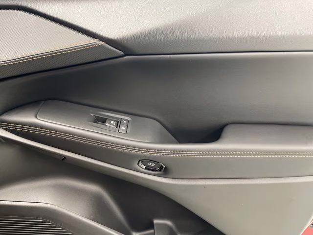 2026 Diamond Black Crystal Pearlcoat Jeep Cherokee Limited 4X4 SUV