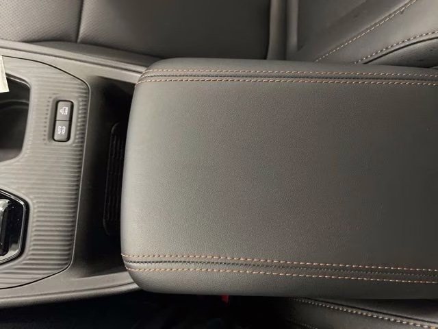 2026 Diamond Black Crystal Pearlcoat Jeep Cherokee Limited 4X4 SUV