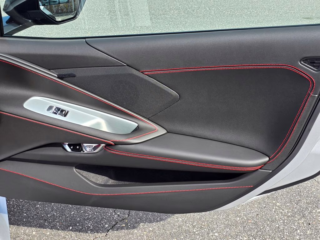 2026 Blade Silver Metallic Chevrolet Corvette Stingray RWD Coupe