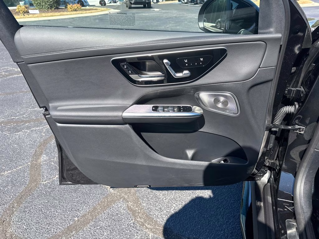 2025 Obsidian Black Metallic Mercedes-Benz GLC GLC 43 AMG AWD SUV