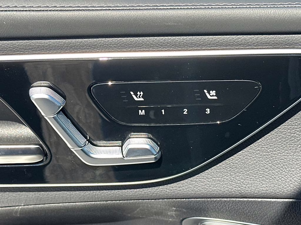 2025 Obsidian Black Metallic Mercedes-Benz GLC GLC 43 AMG AWD SUV