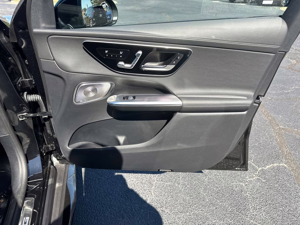 2025 Obsidian Black Metallic Mercedes-Benz GLC GLC 43 AMG AWD SUV