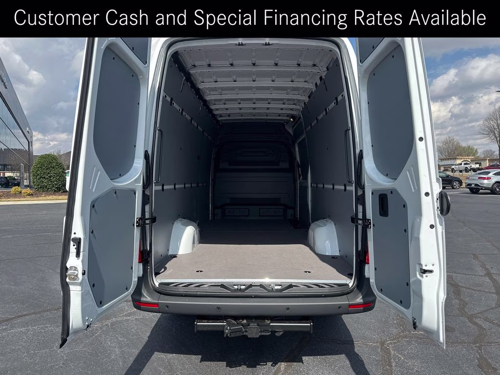 2026 Arctic Mercedes-Benz Sprinter 2500 Cargo 170 WB RWD Van
