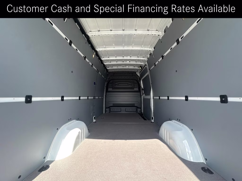 2026 Arctic Mercedes-Benz Sprinter 2500 Cargo 170 WB RWD Van