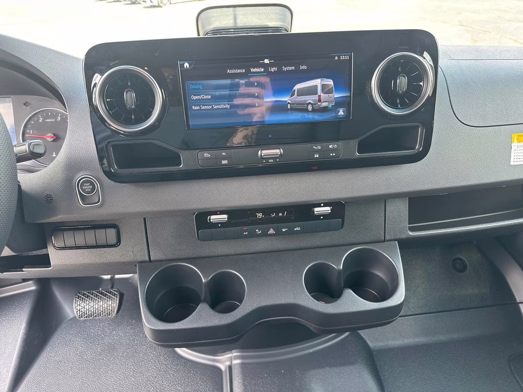 2026 Arctic Mercedes-Benz Sprinter 2500 Cargo 170 WB RWD Van