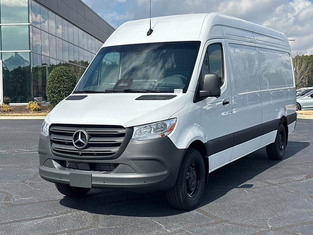 2026 Arctic Mercedes-Benz Sprinter 2500 Cargo 170 WB RWD Van