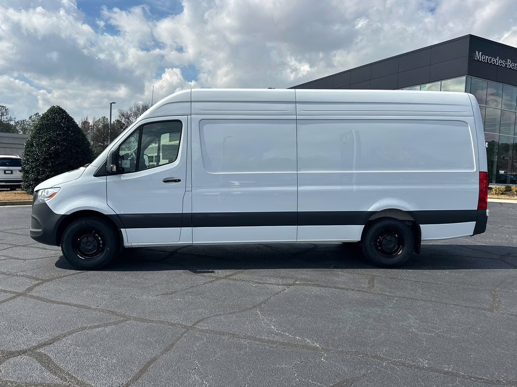 2026 Arctic Mercedes-Benz Sprinter 2500 Cargo 170 WB RWD Van