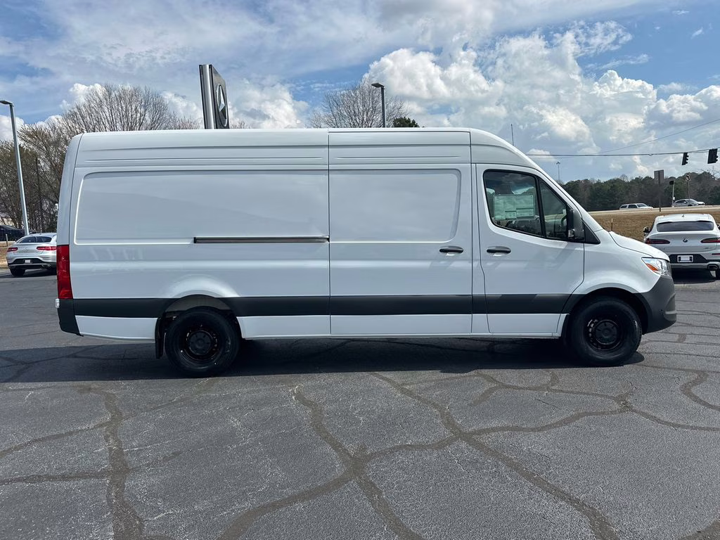 2026 Arctic Mercedes-Benz Sprinter 2500 Cargo 170 WB RWD Van