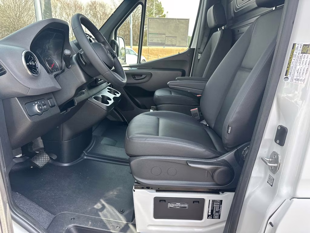 2026 Arctic Mercedes-Benz Sprinter 2500 Cargo 170 WB RWD Van