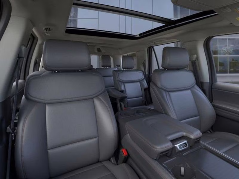 2026 Glacier Gray Metallic Tri-Coat Ford Expedition Active RWD SUV
