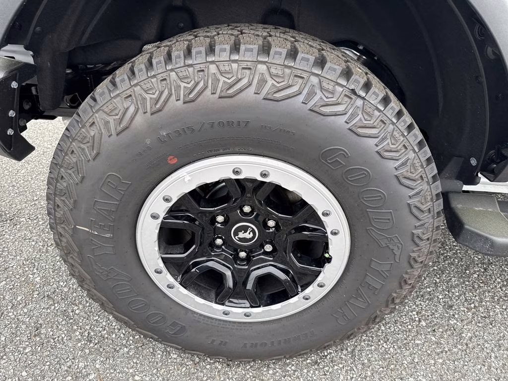 2026 Avalanche Gray Ford Bronco Base 4X4 SUV