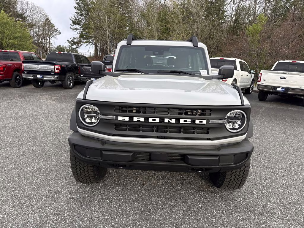2026 Avalanche Gray Ford Bronco Base 4X4 SUV
