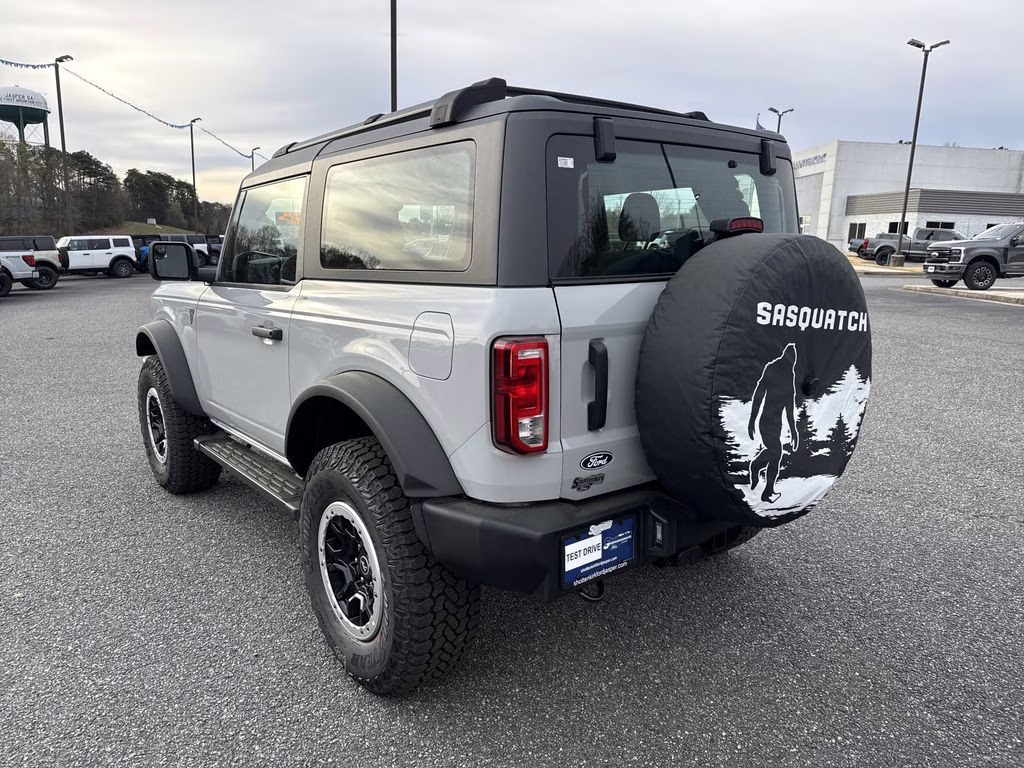 2026 Avalanche Gray Ford Bronco Base 4X4 SUV