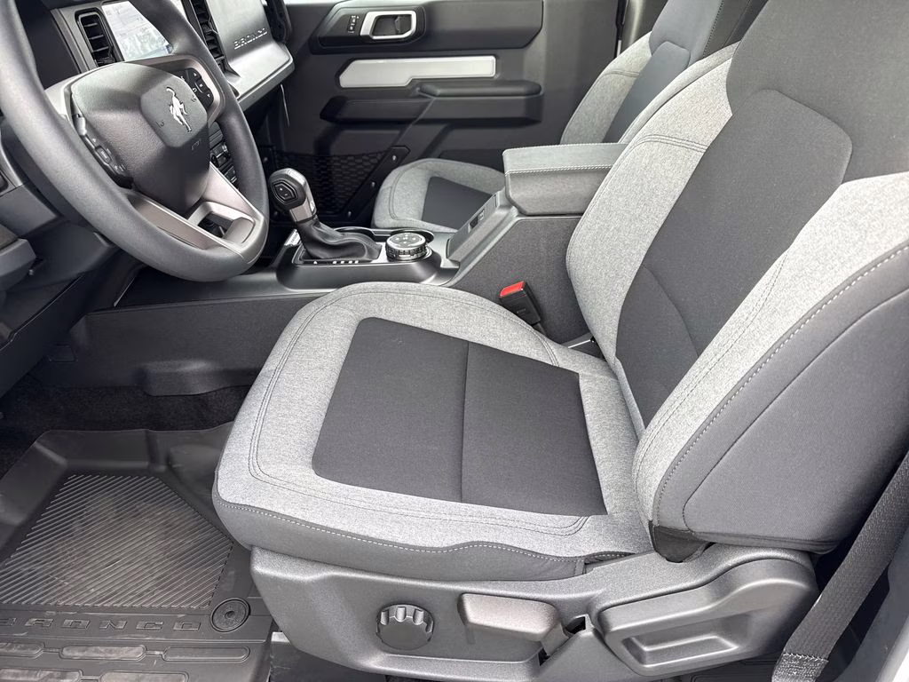 2026 Avalanche Gray Ford Bronco Base 4X4 SUV