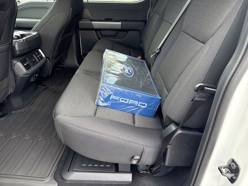 2026 Oxford White Ford F-150 XLT 4X4 Truck