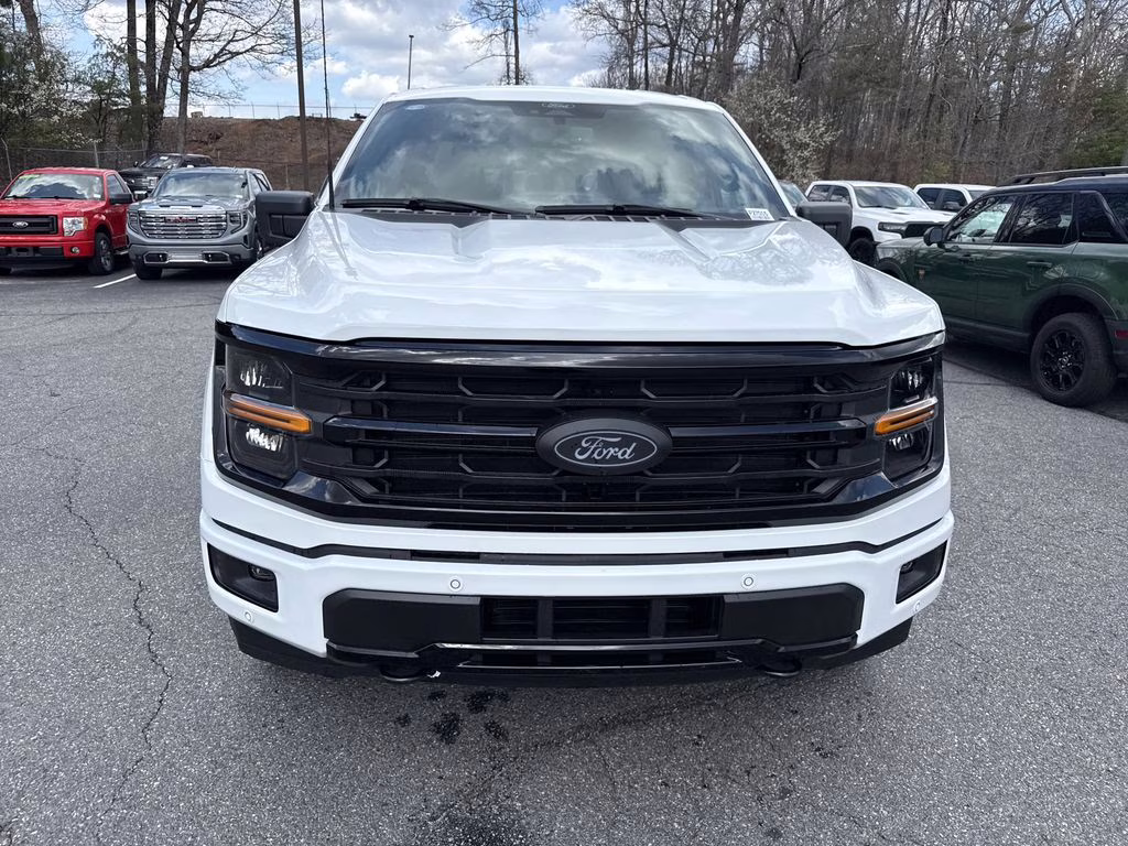 2026 Oxford White Ford F-150 XLT 4X4 Truck