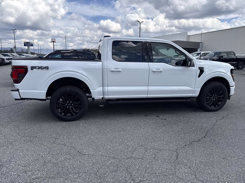2026 Oxford White Ford F-150 XLT 4X4 Truck