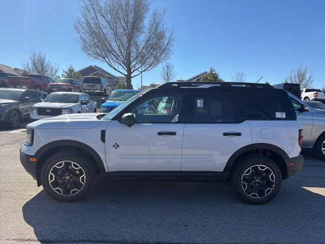 2026 White Ford Bronco Sport Outer Banks 4X4 SUV