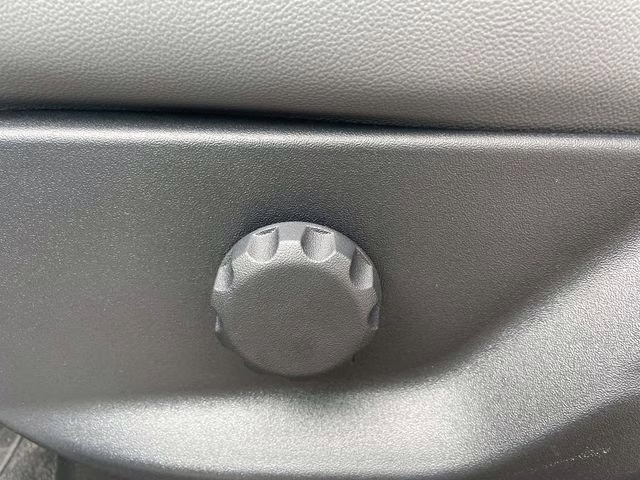 2026 Oxford White Ford Super Duty F-450 DRW XL RWD Chassis