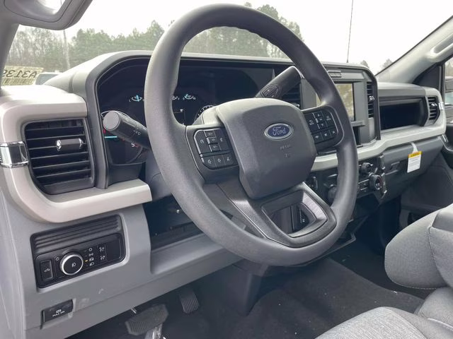 2026 Avalanche Ford Super Duty F-250 SRW XL 4X4 Truck