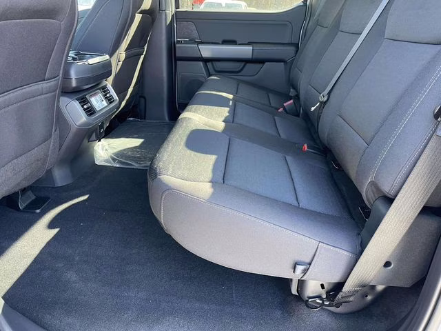 2026 Avalanche Ford F-150 XLT 4X4 Truck