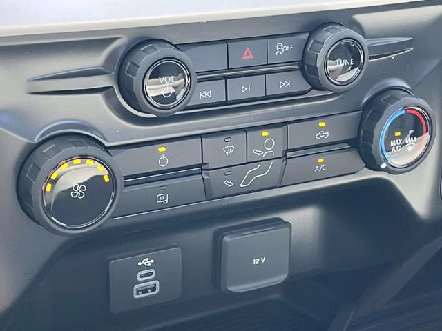 2026 Oxford White Ford Super Duty F-350 DRW XL RWD Truck