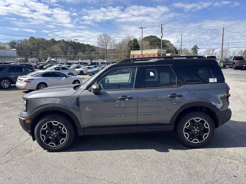 2026 Gray Metallic Ford Bronco Sport Outer Banks 4X4 SUV