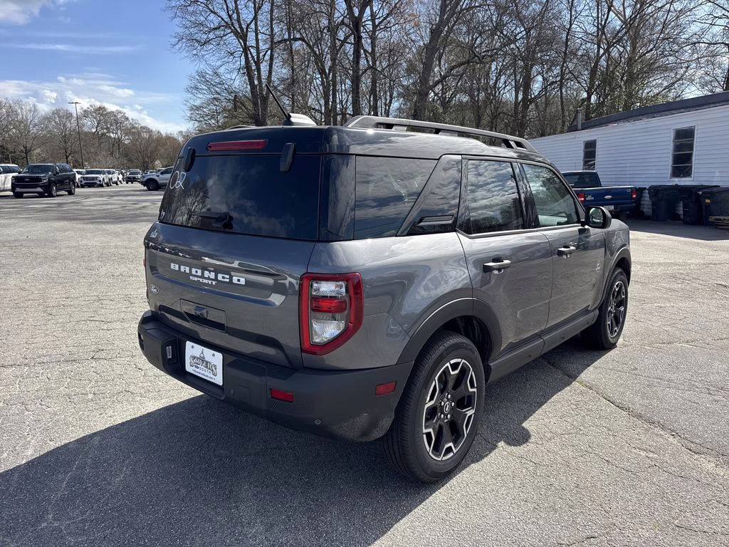 2026 Gray Metallic Ford Bronco Sport Outer Banks 4X4 SUV